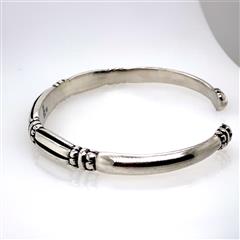 James Avery Retired Thatch Sterling Silver Cuff Bracelet